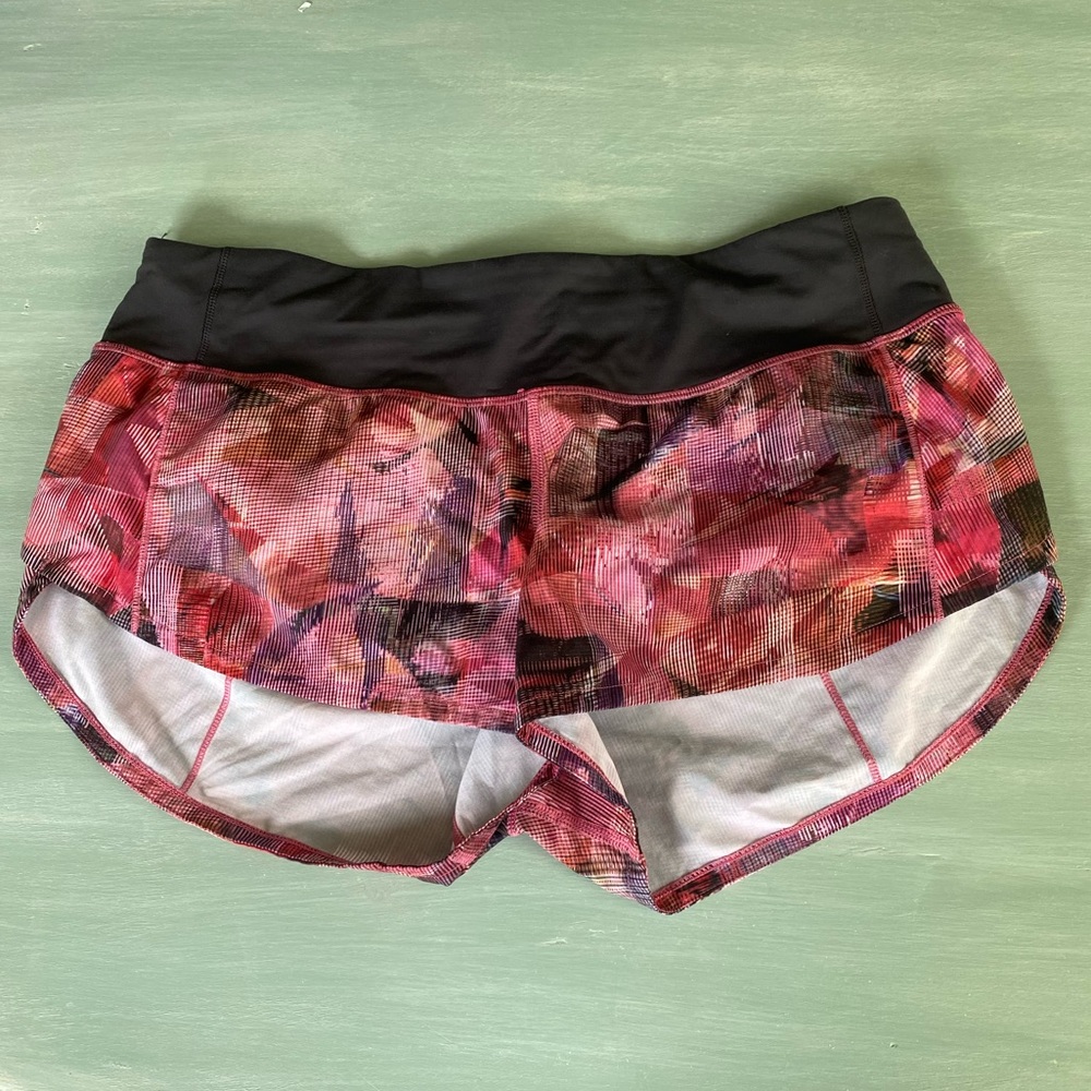 Lululemon Speed Up shorts 2.5”